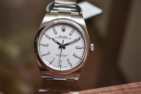 rolex 114300 bianco|rolex oyster perpetual 39 price.